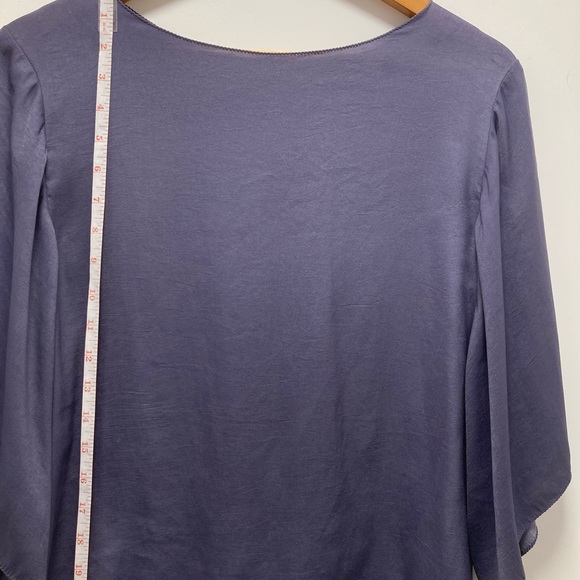 Aritzia Babaton purple puff sleeve blouse - Picture 6 of 8
